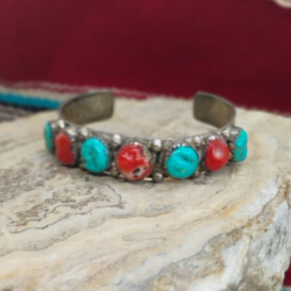 Vtg Navajo Old Pawn Sterling Silver Rough Stone Turquoise & Coral Cuff Bracelet - Picture 3 of 11